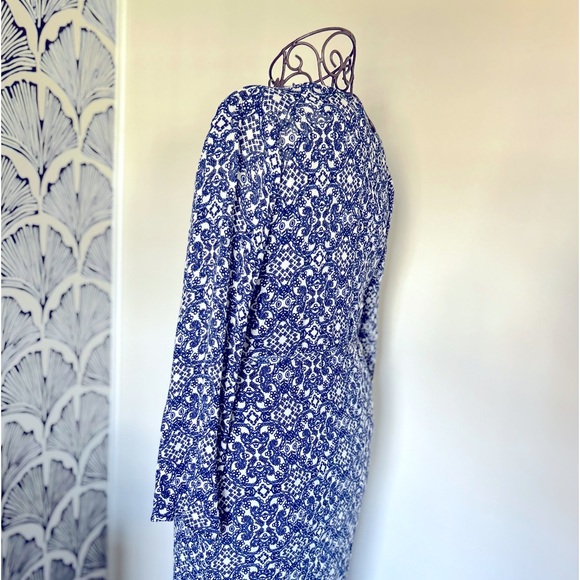Blue LULUS midi dress | Jacquard Print | size SM | Light material & tie waist - Picture 2 of 6